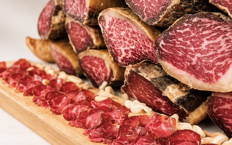 CECINA_WAGYU_EMBUTIDOS_ENTREPEÑAS