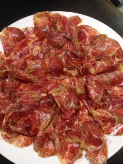 10 razones para comer Cecina de León durante el postparto y la lactancia