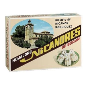 Traditional sweets from Leon (nicanores, lazos and teclas)
